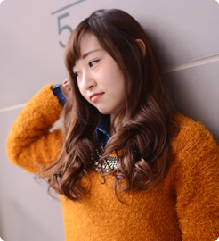 西 彩月さん